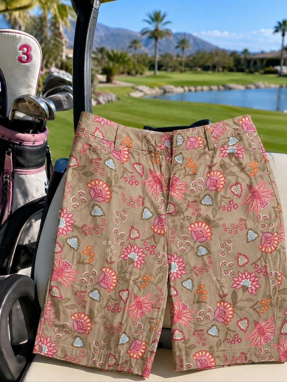 🌸 St. John's Bay Floral Bermuda Shorts | Women's Size 16 |